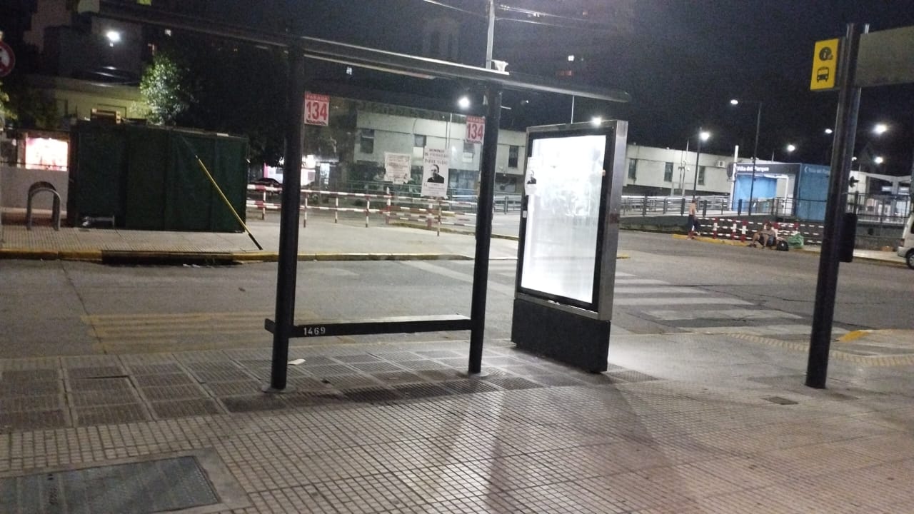 habiaunbhaskaraenestaparadayunaparabolagraficadakjj